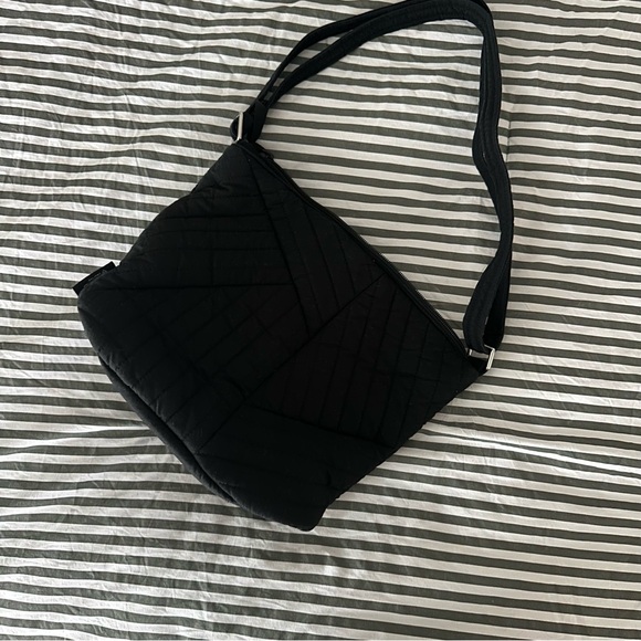 Vera Bradley Black quilted bag - Picture 2 of 5